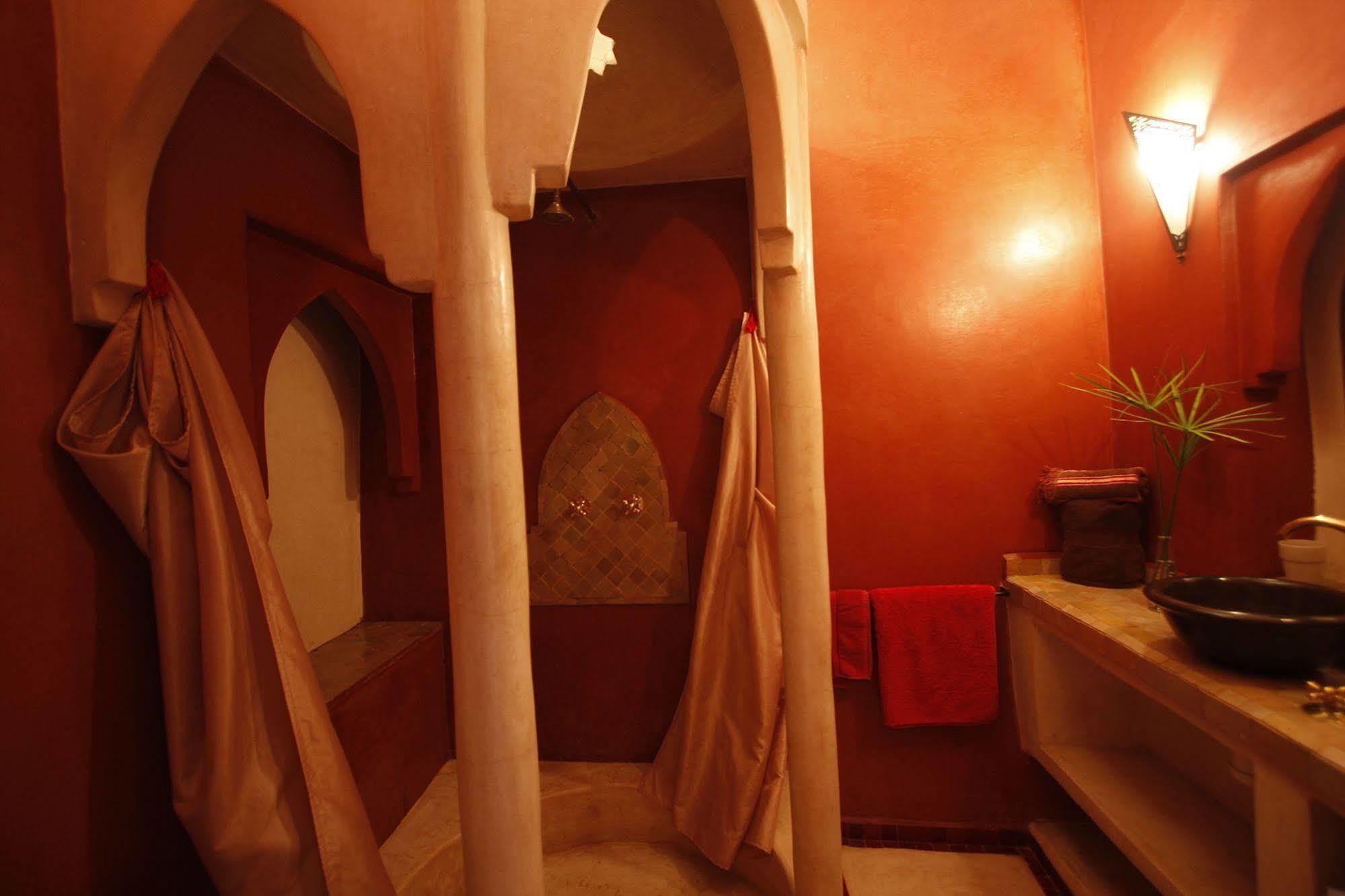 Riad Boussa Marrakesh Exterior photo